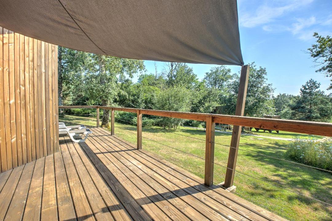 Photo of Patio Balcony in Saint-Felix-de-Reillac-et-Mortemart