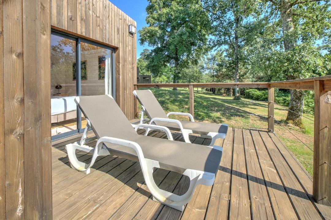 Photo of Patio Balcony in Saint-Felix-de-Reillac-et-Mortemart