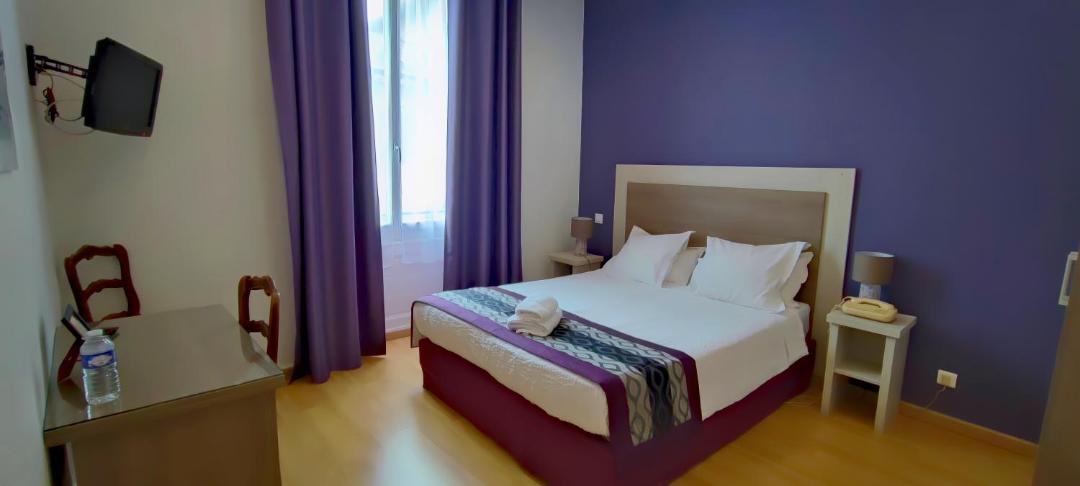 Photo of Bedroom in Nontron