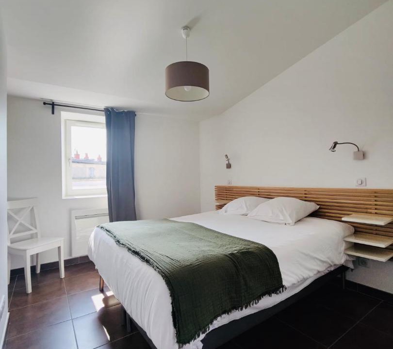 Photo of Bedroom in La Rochelle City Centre