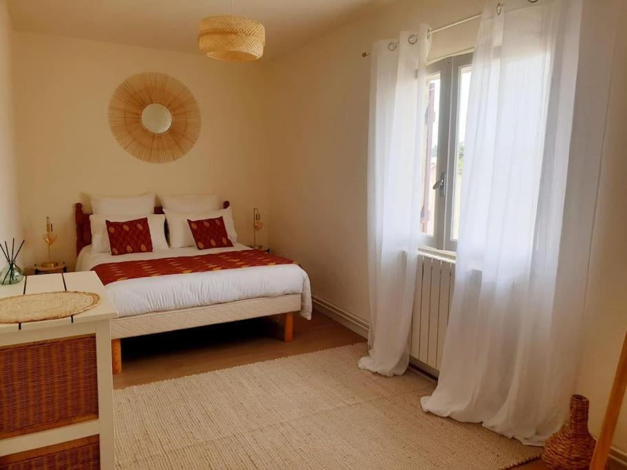 Photo of Bedroom in Camblanes-et-Meynac