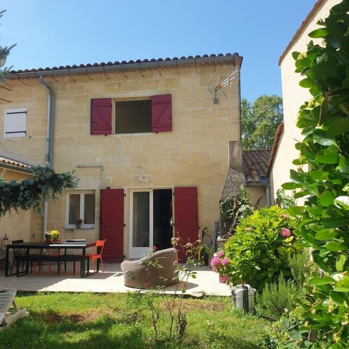 Photo of Buildings in Camblanes-et-Meynac