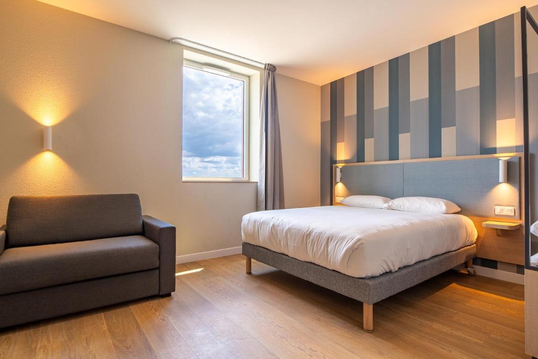 Photo of Bedroom in Limoges