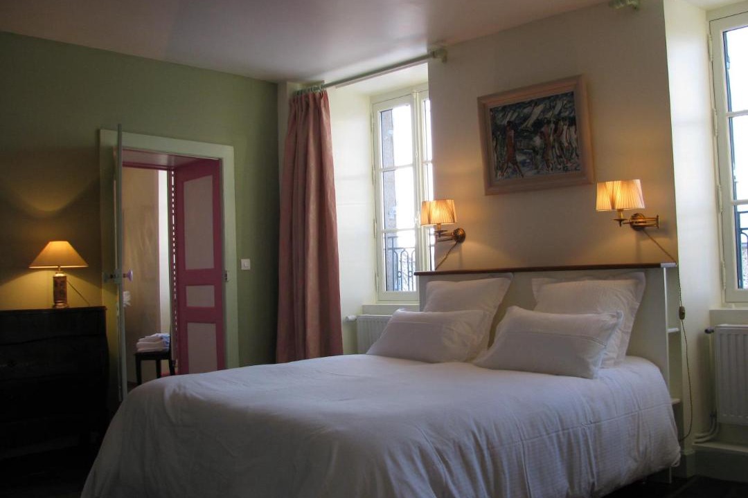 Photo of Bedroom in Montaigut-le-Blanc