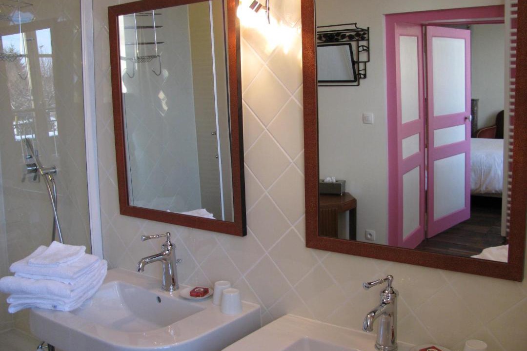 Photo of Bathroom in Montaigut-le-Blanc