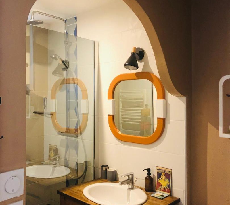 Photo of Bathroom in Saint-Laurent-de-Medoc