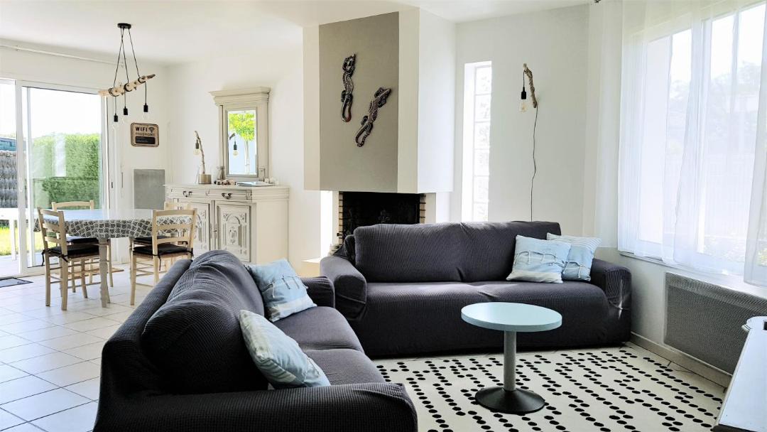Photo of Livingroom in Ares