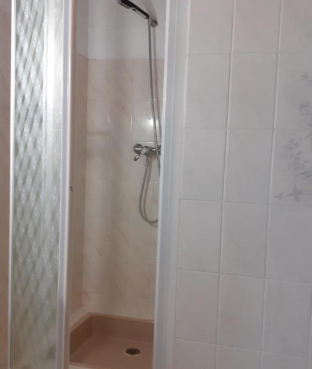 Photo of Bathroom in Tayrac