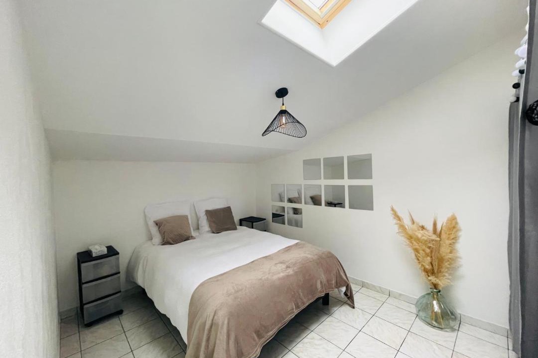 Photo of Bedroom in Asnieres-la-Giraud