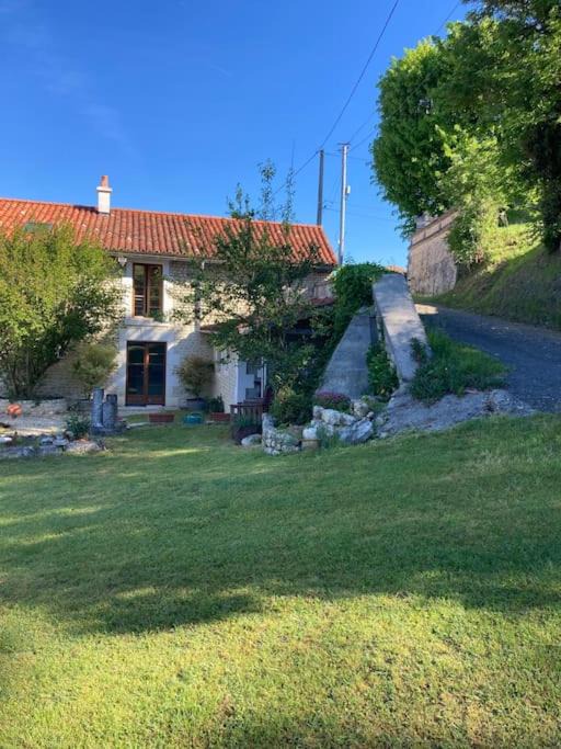 Photo of Buildings in Brie-sous-Barbezieux