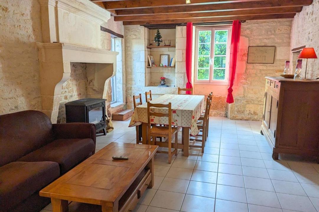 Photo of Livingroom in Asnieres-sur-Nouere