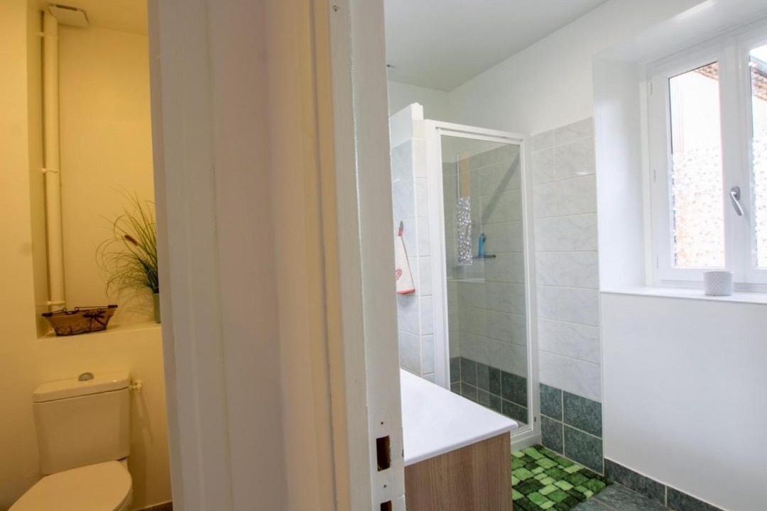 Photo of Bathroom in Calviac-en-Perigord