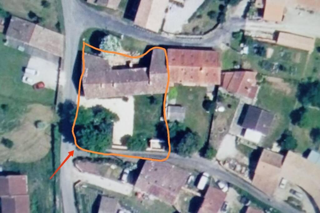 Photo of Buildings in Chaunay
