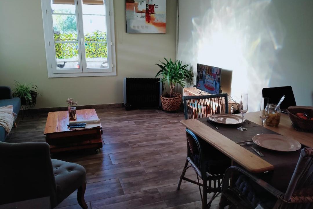 Photo of Livingroom in Billere