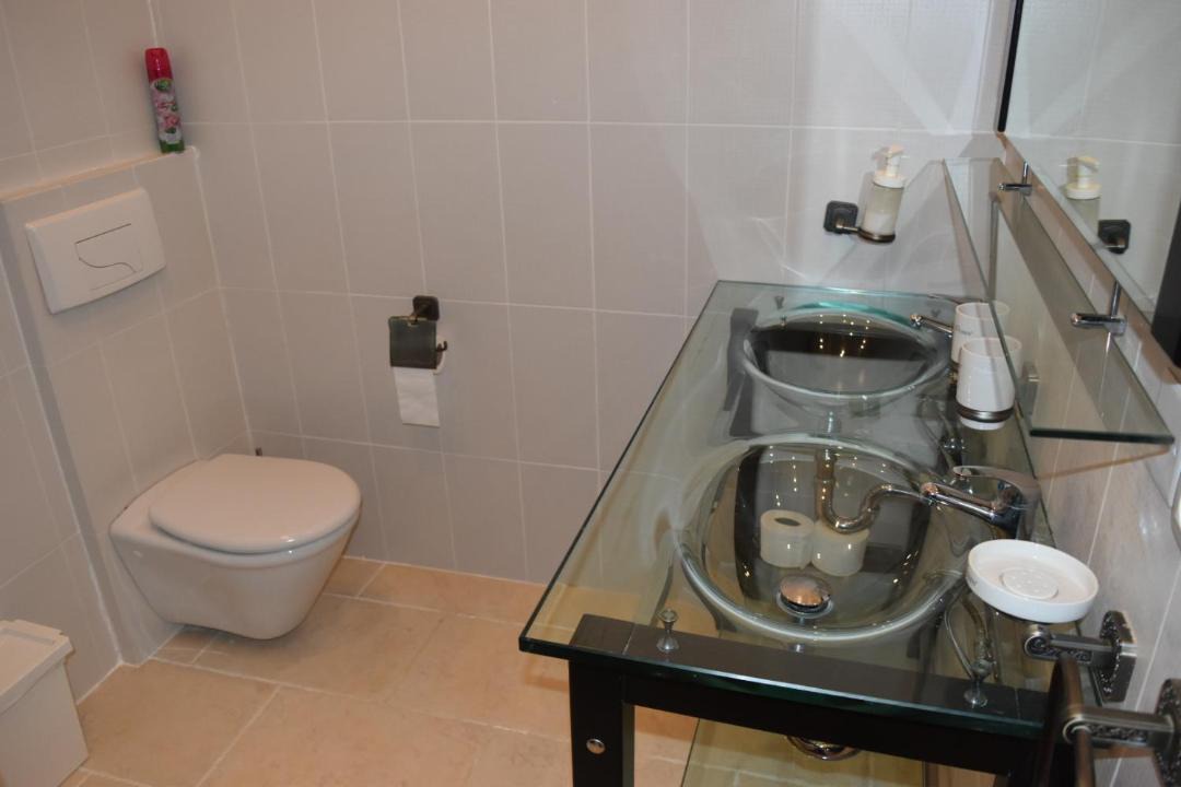 Photo of Bathroom in Monein