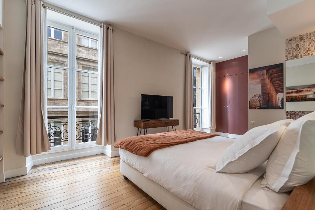 Photo of Bedroom in Hotel de Ville - Quinconces