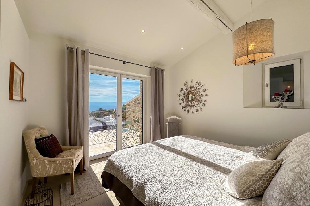 Photo of Bedroom in Murs