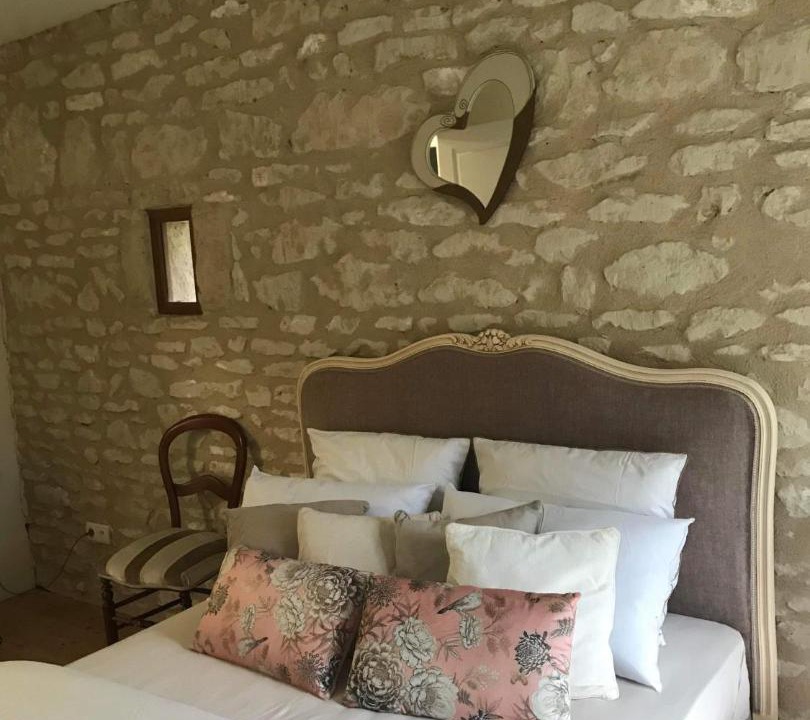 Photo of Bedroom in Saint-Martin-de-Sanzay