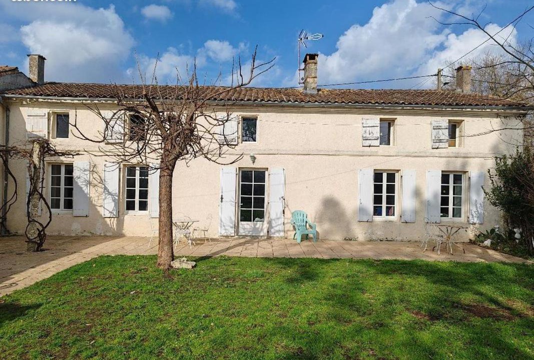 Photo of Others in Anglade