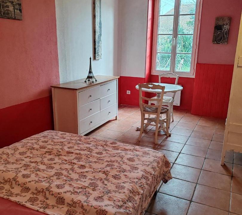 Photo of Others in Anglade