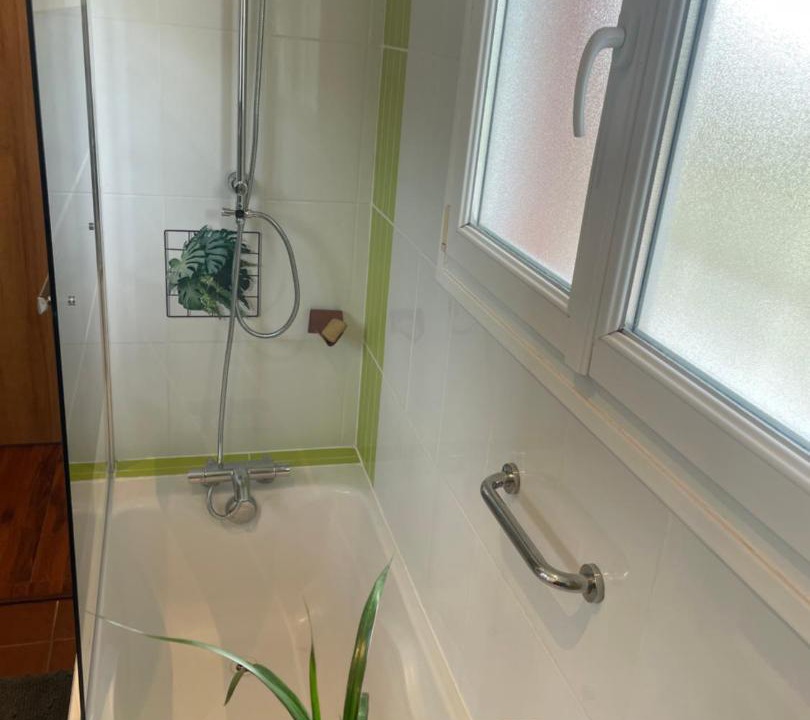 Photo of Bathroom in Gousse