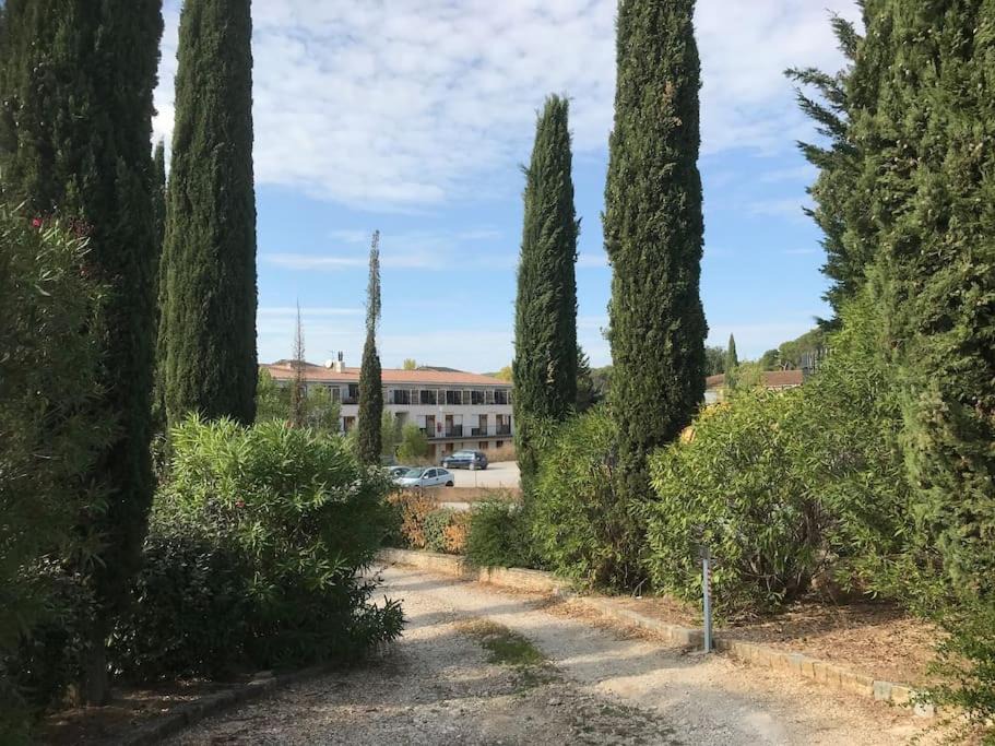 Photo of Others in Eguilles