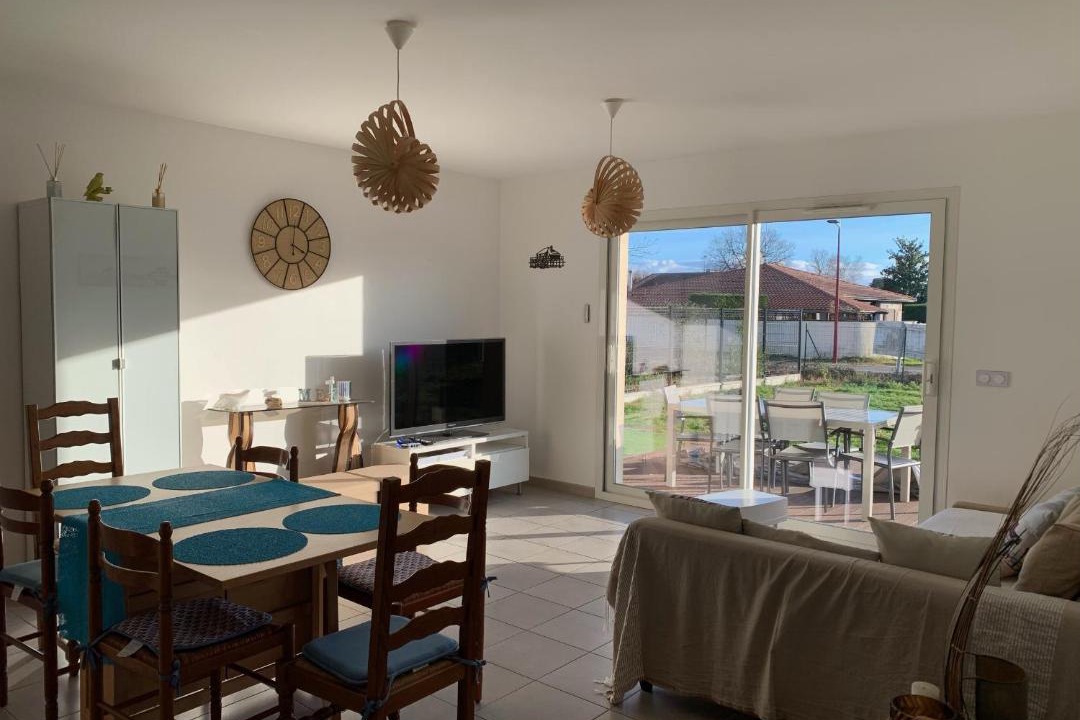 Photo of Livingroom in Parentis-en-Born