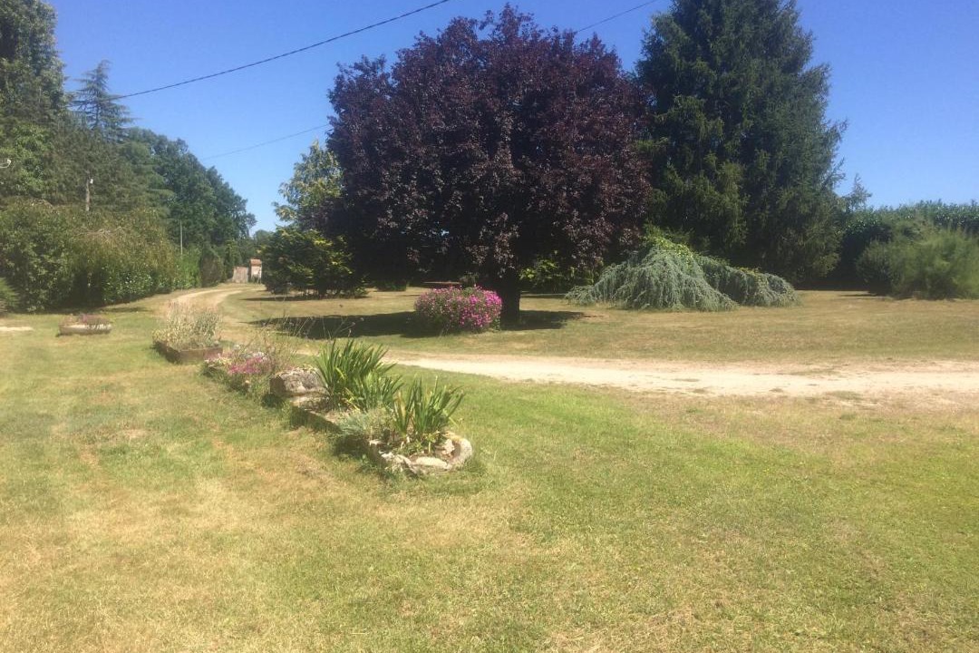 Photo of Others in Charroux