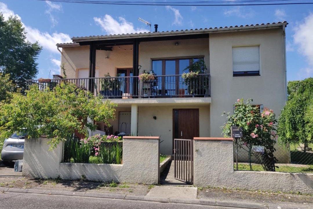 Photo of Buildings in Le Passage