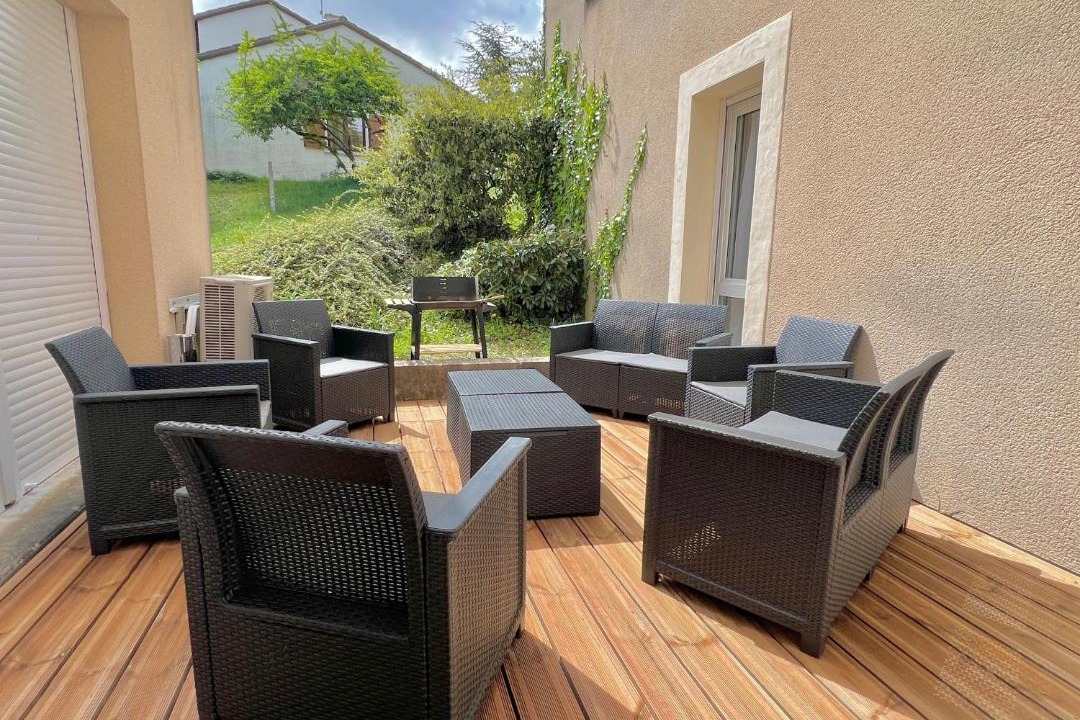 Photo of Patio Balcony in Saint-Georges-les-Baillargeaux
