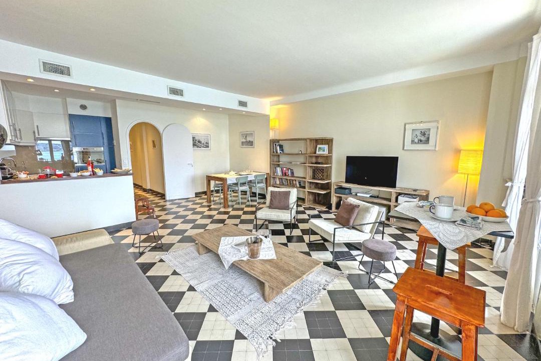 Photo of Livingroom in Old Town
