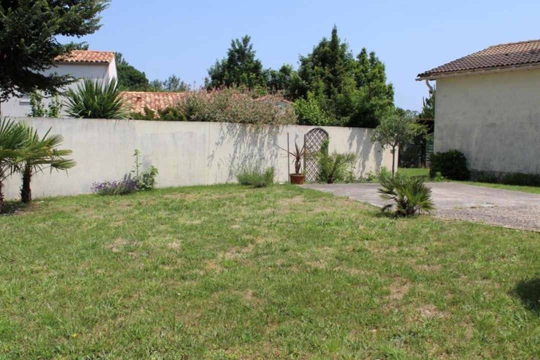 Photo of Others in Le Grand-Village-Plage