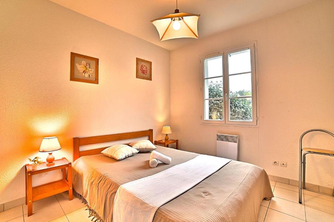 Photo of Bedroom in Domino