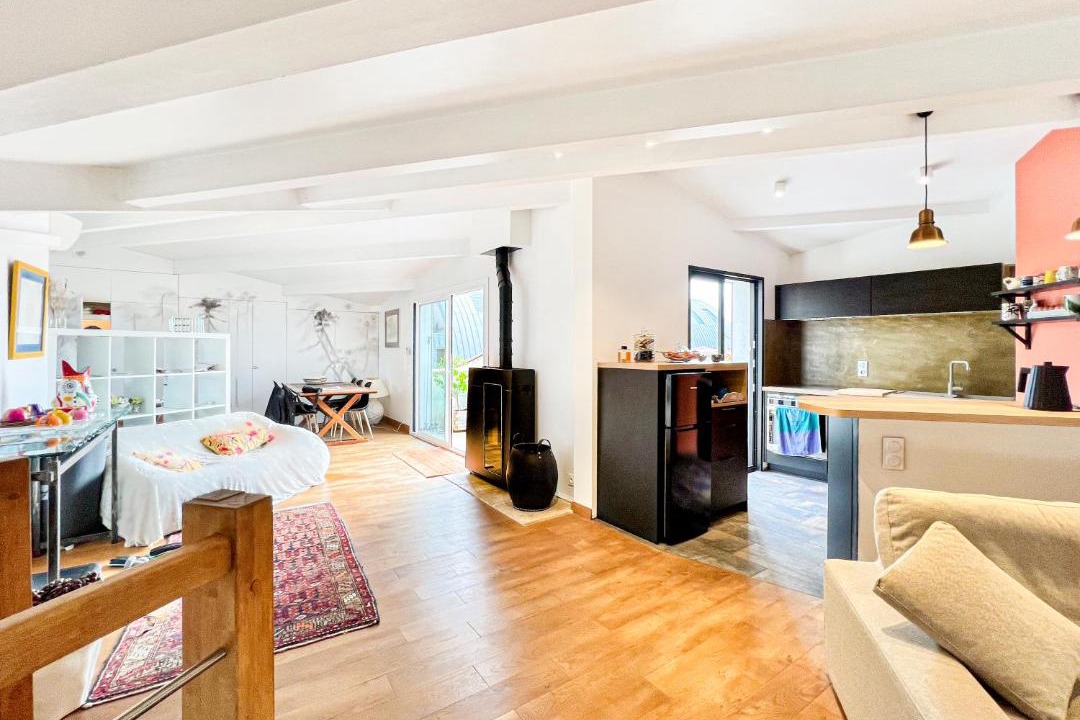 Photo of Livingroom in Bordeaux Golden Triangle