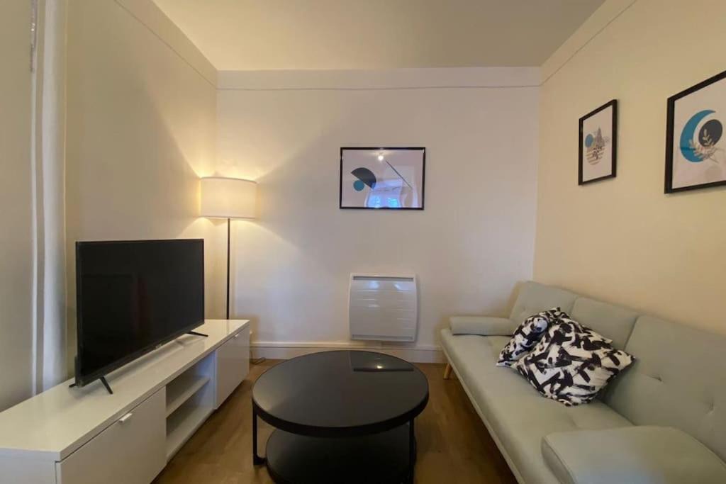 Photo of Livingroom in Centre Ville