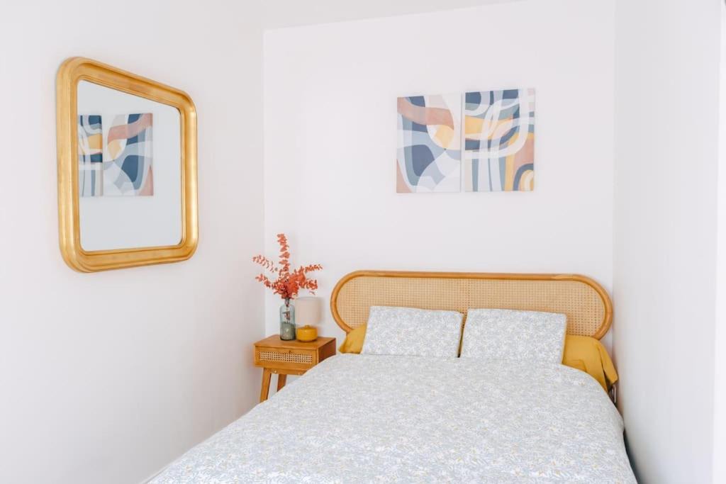 Photo of Bedroom in Begles