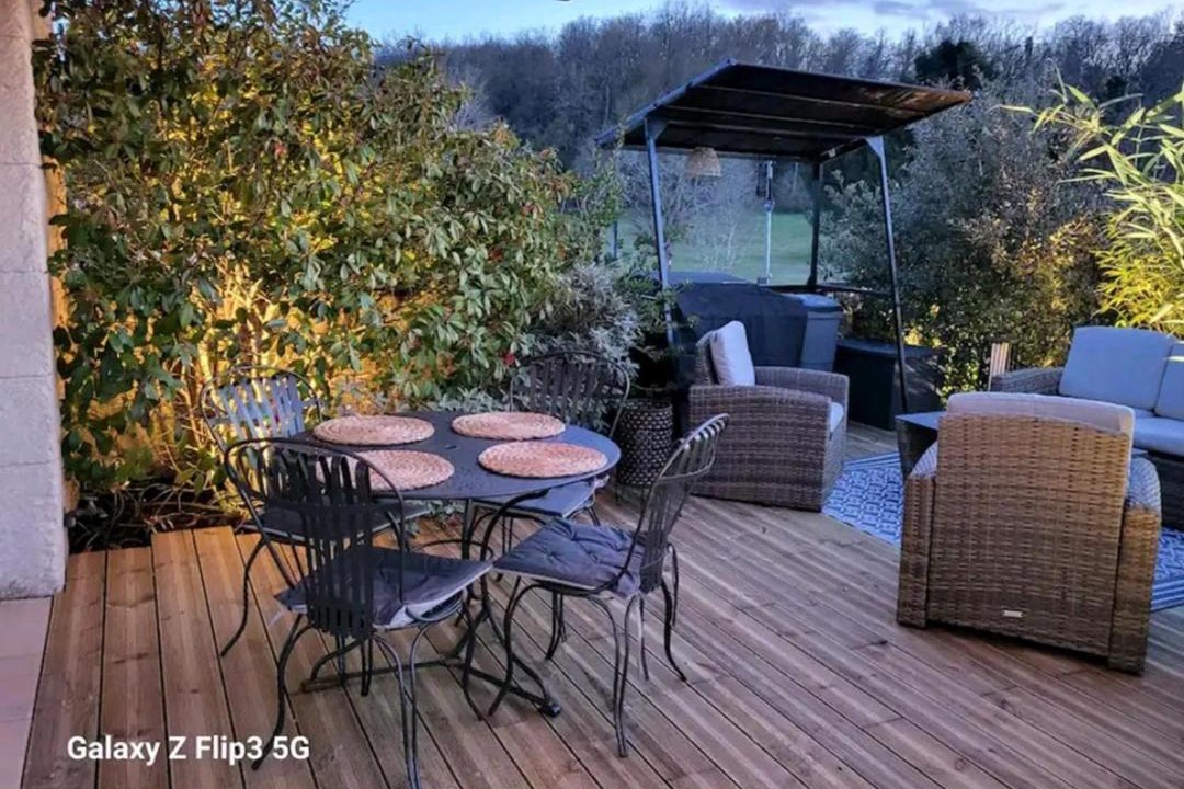 Photo of Patio Balcony in Carsac-Aillac