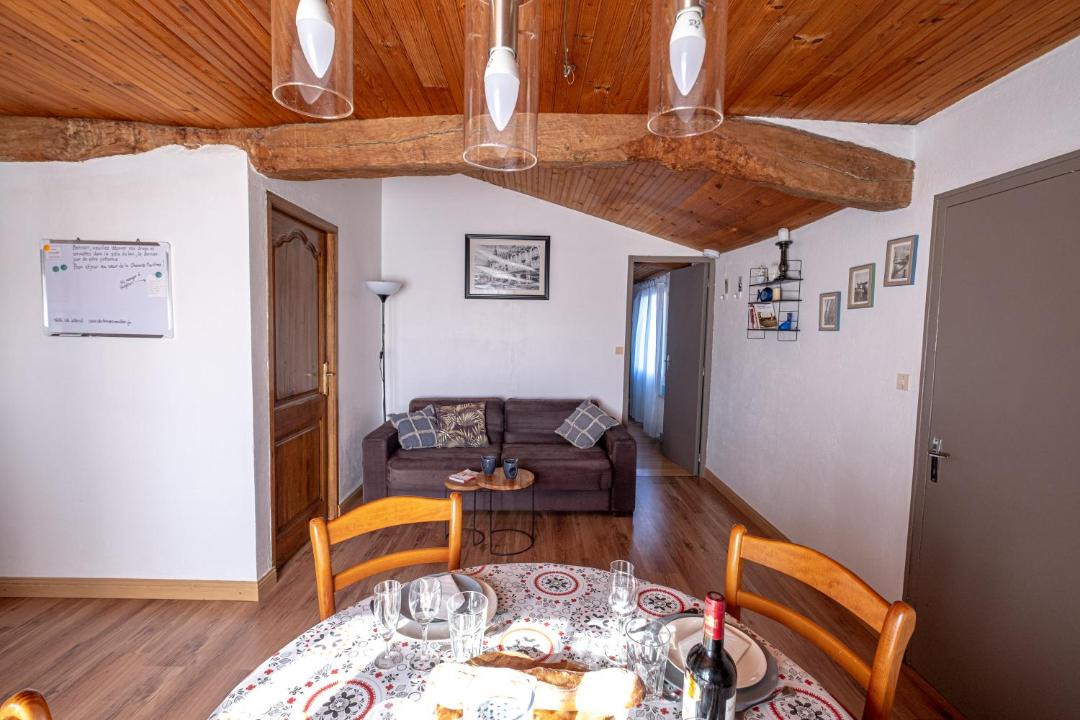 Photo of Livingroom in Saint Germain de Marencennes