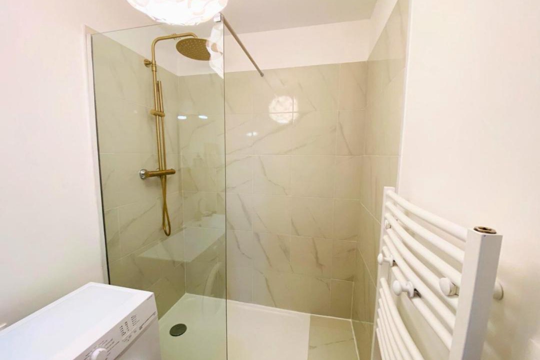 Photo of Bathroom in Jaunay-Clan