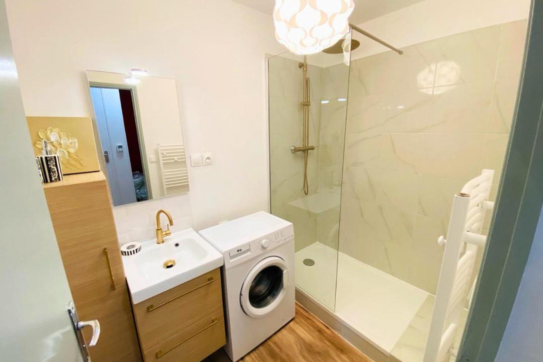 Photo of Bathroom in Jaunay-Clan
