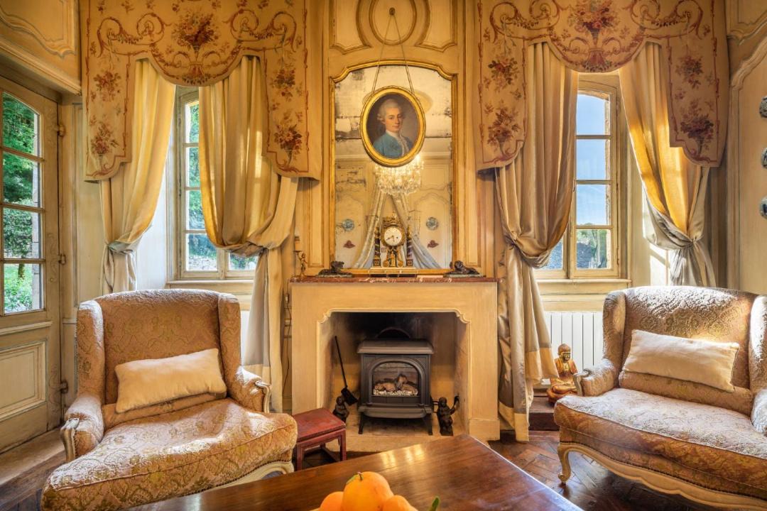 Photo of Livingroom in Saint-Crepin-et-Carlucet