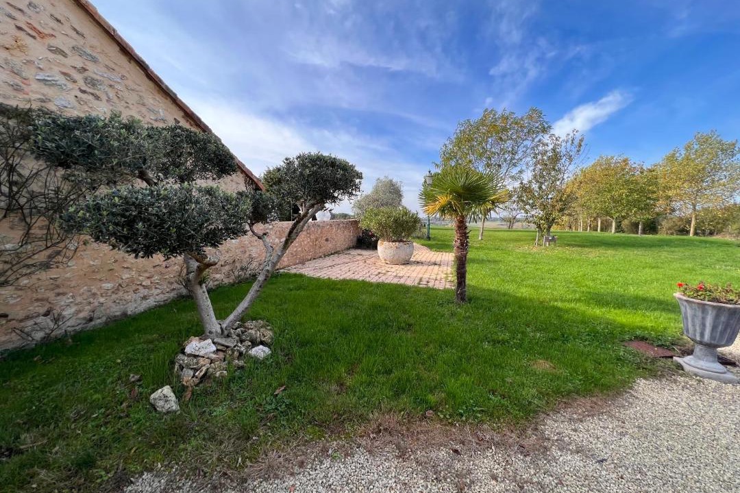 Photo of Others in Archigny