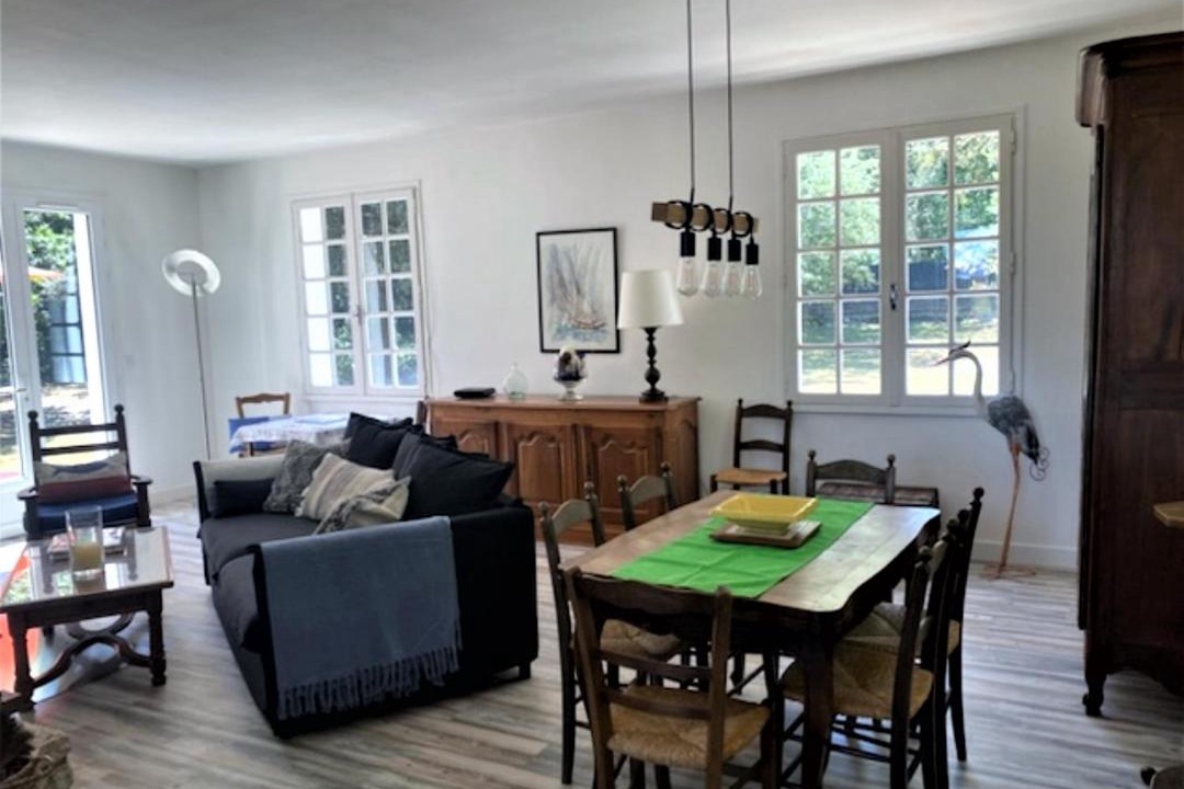 Photo of Livingroom in Le Grand-Village-Plage