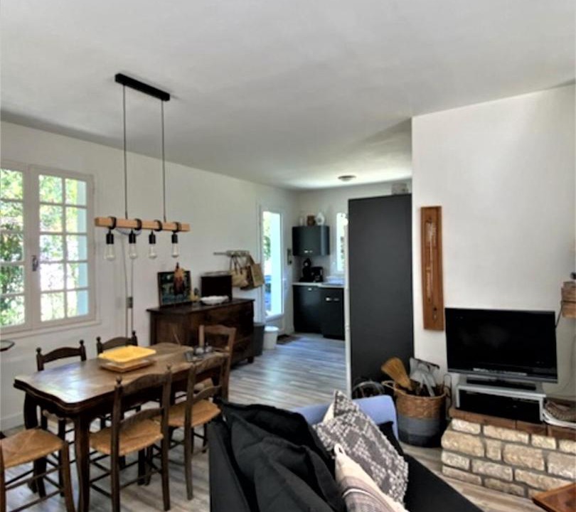 Photo of Livingroom in Le Grand-Village-Plage