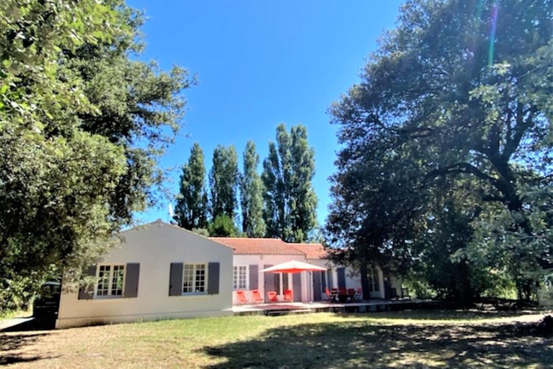 Photo of Buildings in Le Grand-Village-Plage