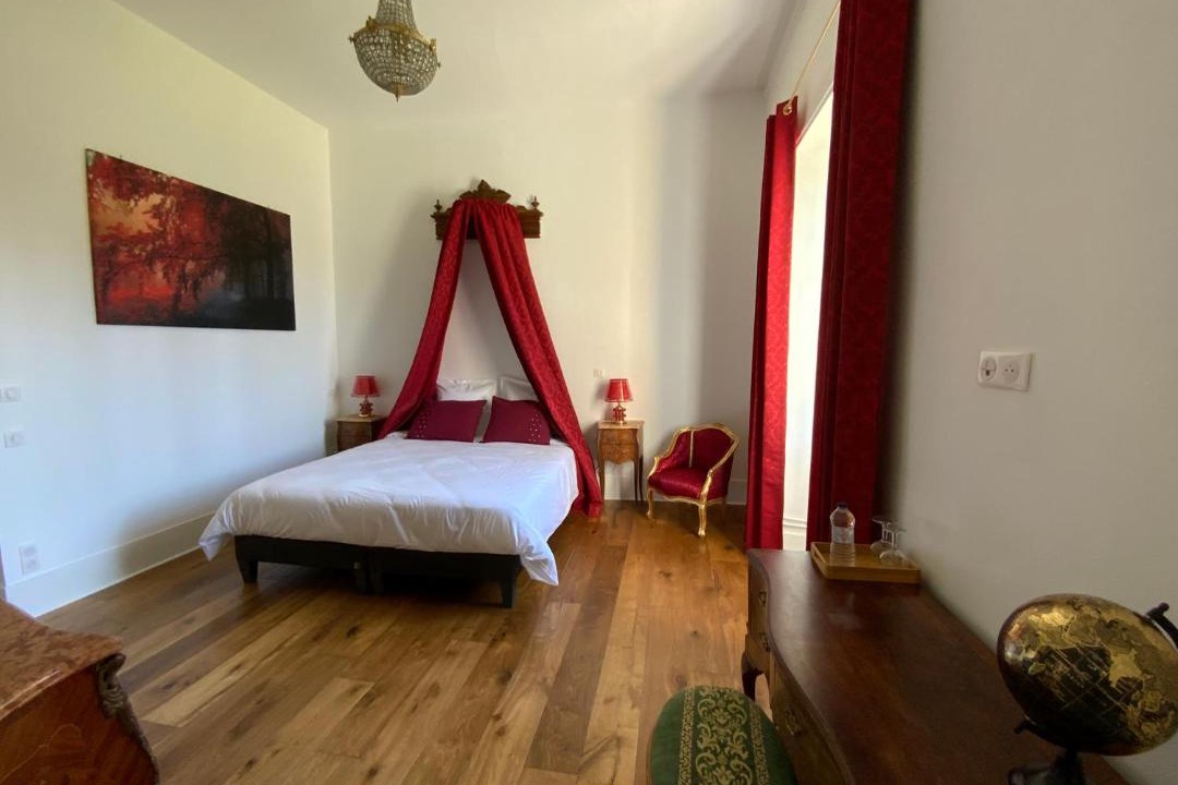 Photo of Bedroom in Castels et Bezenac