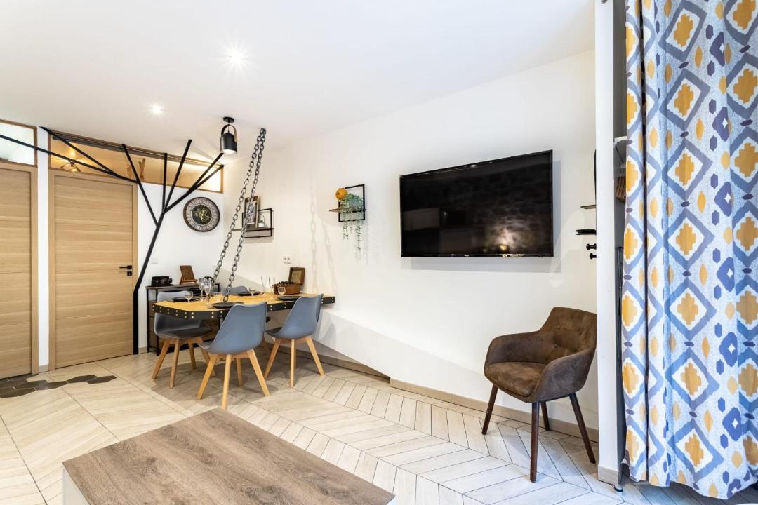 Photo of Livingroom in Hyeres City Centre