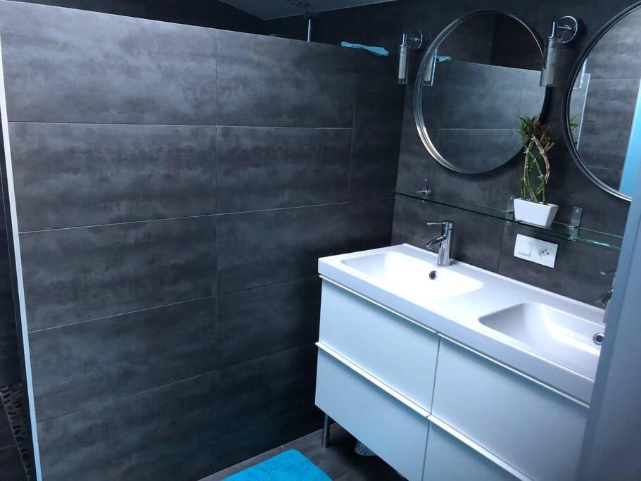 Photo of Bathroom in Saint-Vivien-de-Medoc