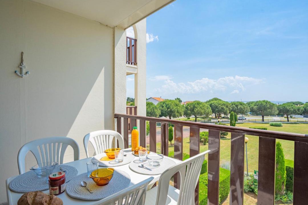 Photo of Patio Balcony in Vaux-sur-Mer