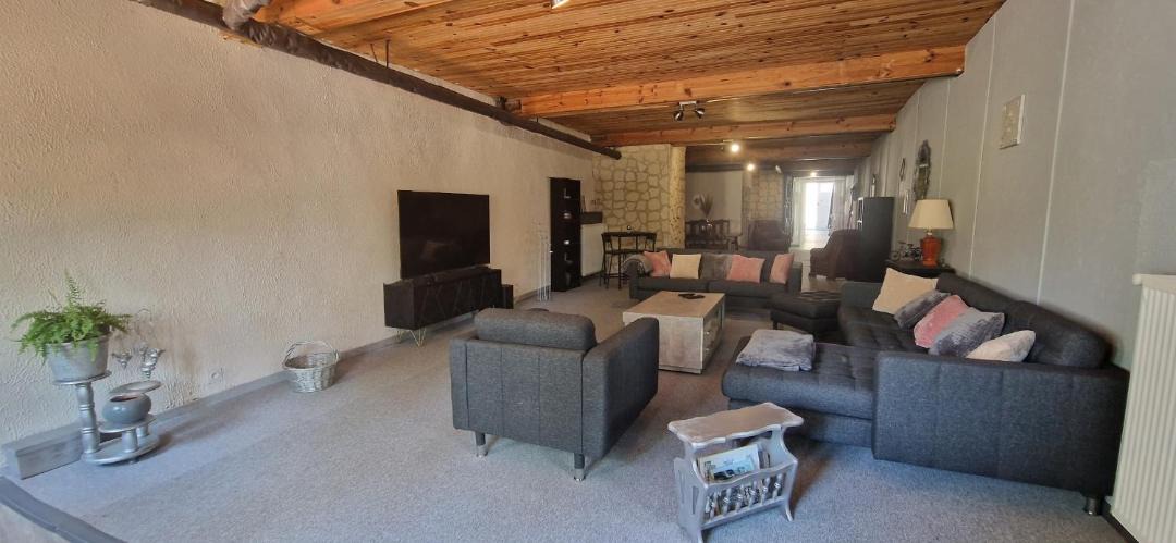 Photo of Livingroom in Oloron-Sainte-Marie